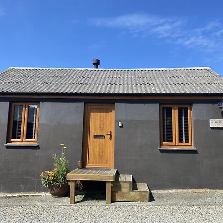 Fern Cottage - Luxurious 1 Bedroom - Blossom Farm Johnston Екстериор снимка