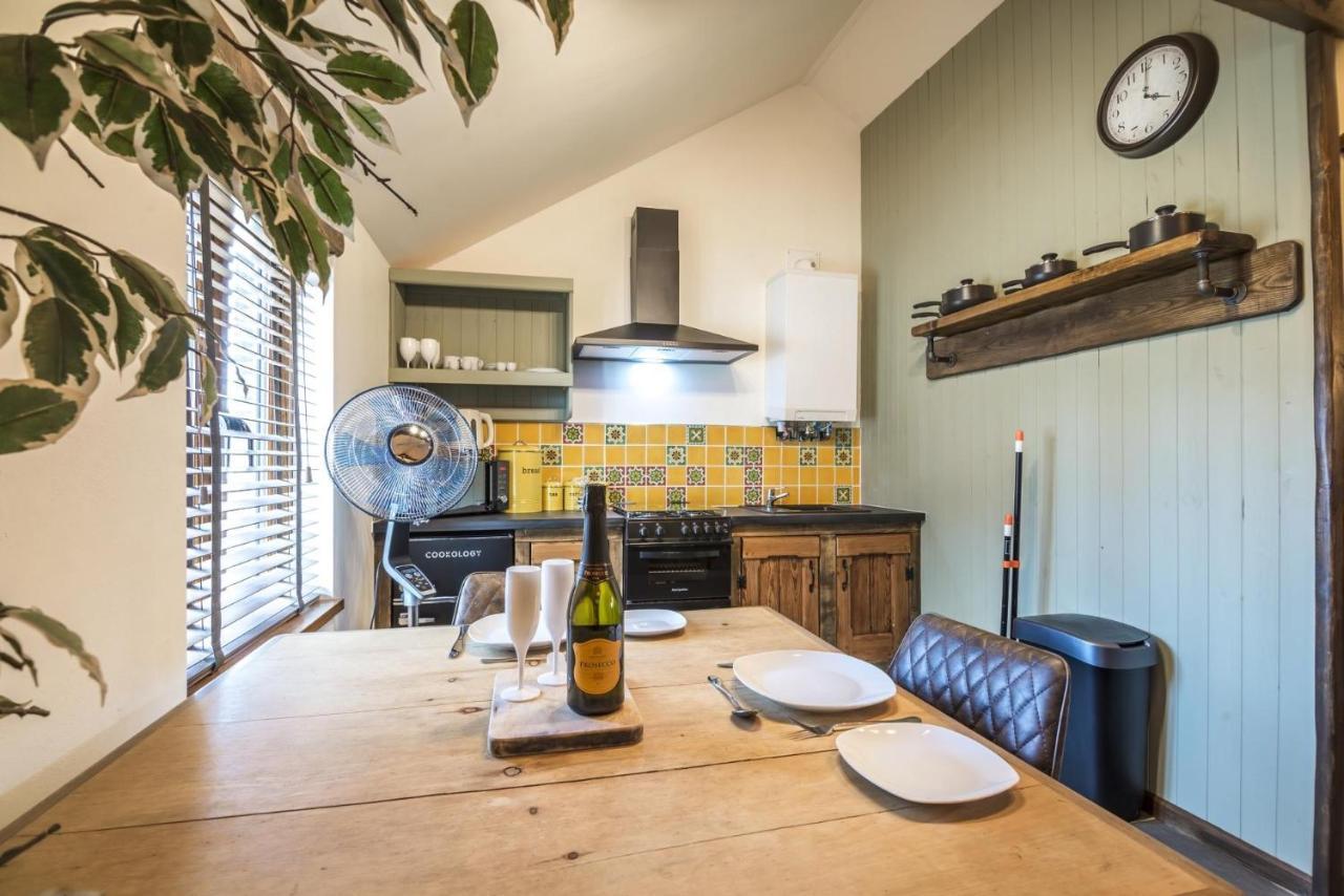 Fern Cottage - Luxurious 1 Bedroom - Blossom Farm Johnston Екстериор снимка